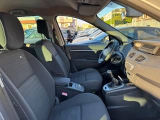 RENAULT Scenic usata, con Chiusura centralizzata