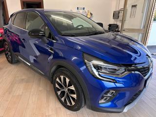 RENAULT Captur usata, con Autoradio