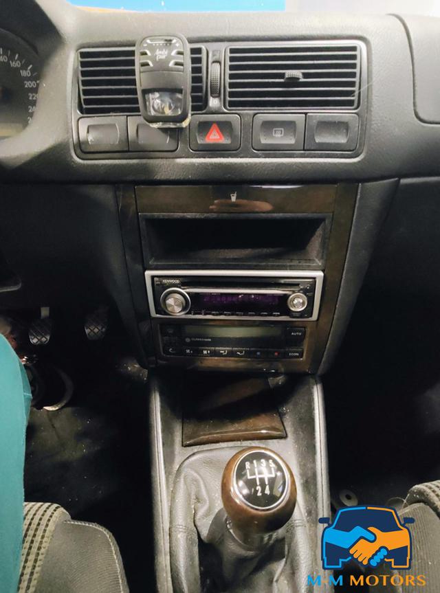 VOLKSWAGEN Golf usata, con Sedili sportivi
