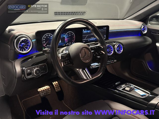 MERCEDES-BENZ CLA 200 usata, con Chiusura centralizzata