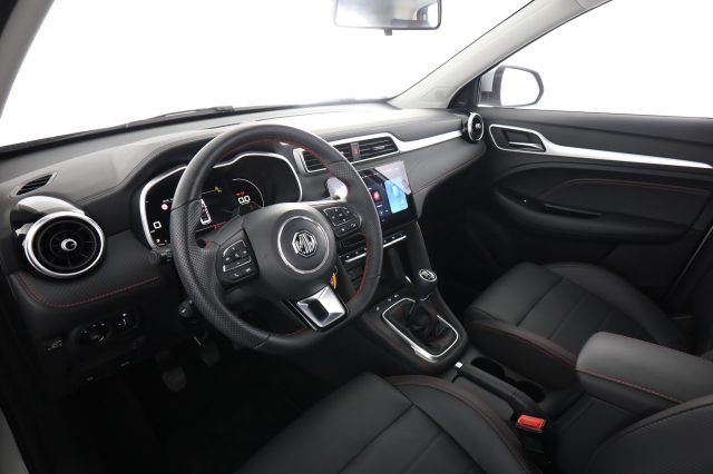 MG ZS usata 7