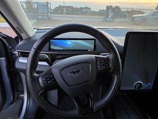 FORD Mustang Mach-E usata, con Cerchi in lega