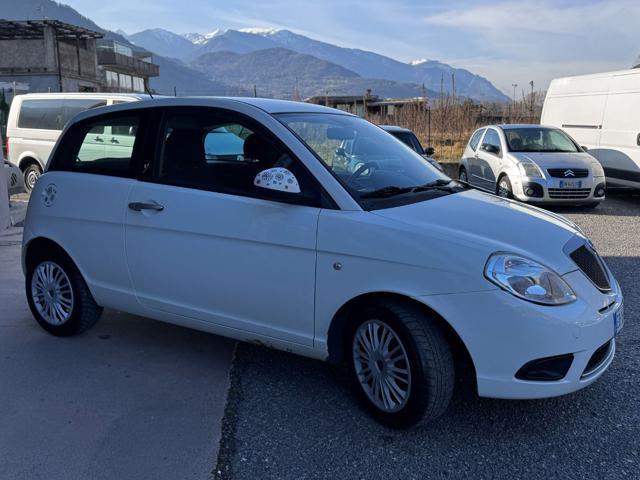 LANCIA Ypsilon usata, con Airbag