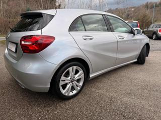 MERCEDES-BENZ A 180 usata, con USB