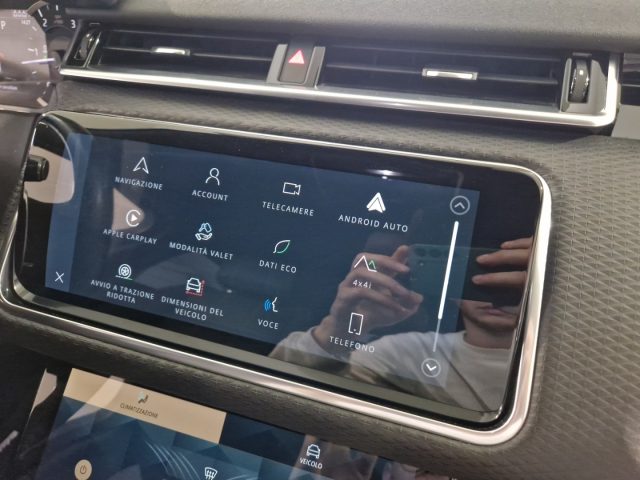 LAND ROVER Range Rover Velar usata, con Volante in pelle