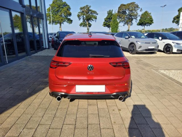 VOLKSWAGEN Golf usata, con Alzacristalli elettrici