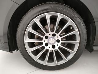 MERCEDES-BENZ A 180 usata, con Cerchi in lega