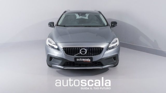 VOLVO V40 Cross Country usata, con Airbag