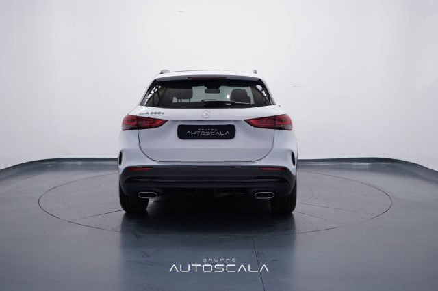 MERCEDES-BENZ GLA 200 usata, con Alzacristalli elettrici