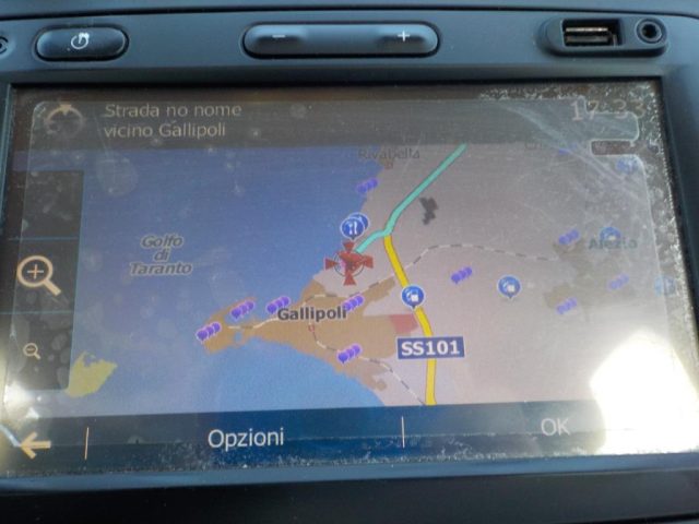 DACIA Sandero usata, con Autoradio digitale