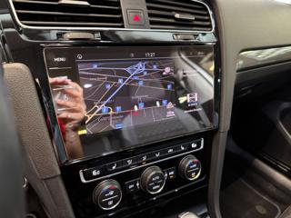 VOLKSWAGEN Golf usata, con ESP