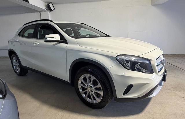 MERCEDES-BENZ GLA 180 usata, con Airbag laterali