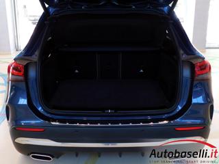 MERCEDES-BENZ GLA 220 usata, con Fari LED