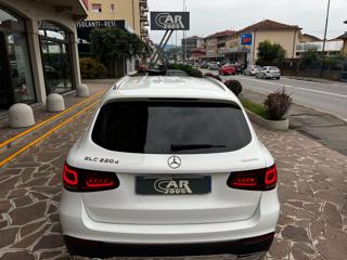 MERCEDES-BENZ 220 usata, con Autoradio