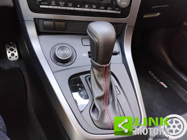 TOYOTA Yaris usata, con ESP