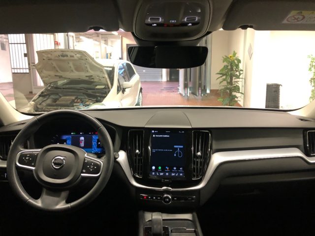 VOLVO XC60 usata, con Specchietti laterali elettrici