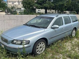 VOLVO V70 V70 II 2000 2.4 d5 Optima tg. CE107WR