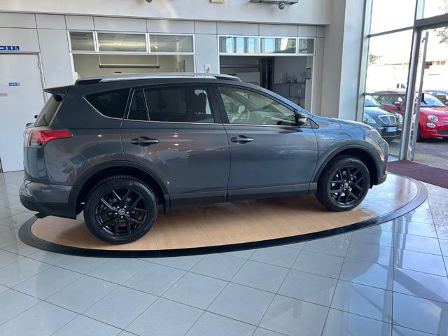 TOYOTA RAV 4 usata, con Alzacristalli elettrici