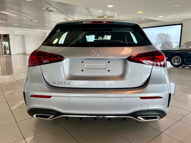 MERCEDES-BENZ A 200 usata, con Boardcomputer