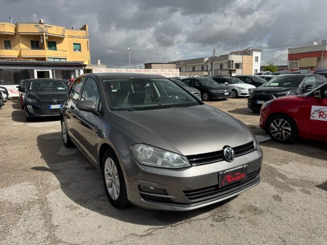 VOLKSWAGEN Golf usata, con Airbag