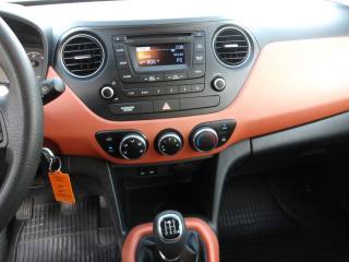 HYUNDAI i10 usata 11