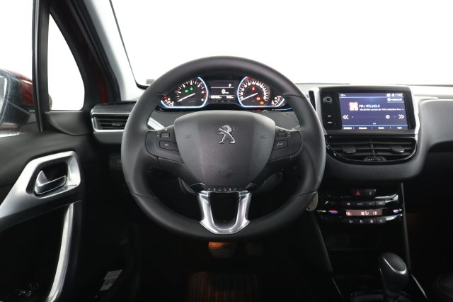 PEUGEOT 2008 usata 11