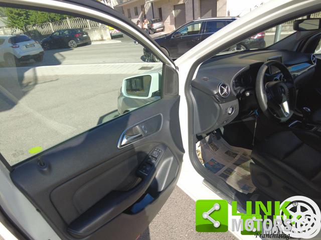 MERCEDES-BENZ B 200 usata 9