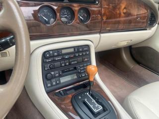 JAGUAR XK8 usata, con Fendinebbia