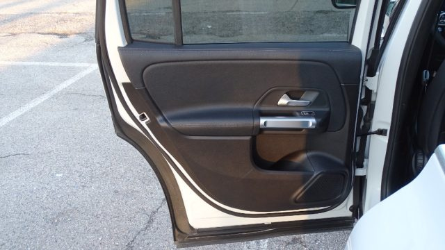 MERCEDES-BENZ GLB 200 usata, con Monitoraggio pressione pneumatici