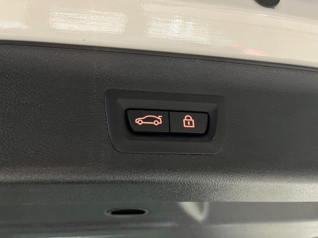 BMW 520 usata, con Touch screen