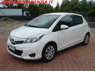TOYOTA Yaris usata 2