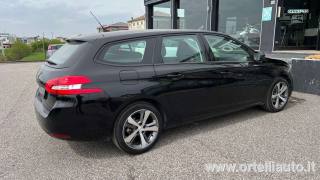 PEUGEOT 308 usata, con USB