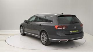 VOLKSWAGEN Passat Variant usata, con Airbag laterali