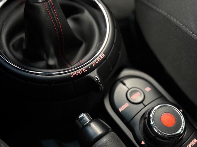 MINI Cooper SD usata, con Leve al volante
