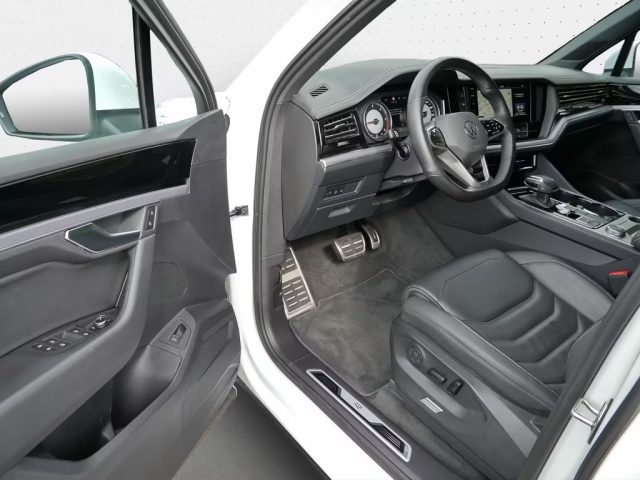 VOLKSWAGEN Touareg usata, con Antifurto