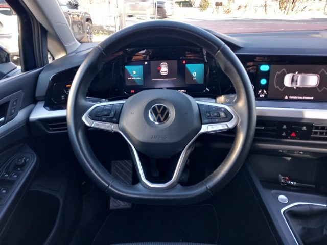 VOLKSWAGEN Golf usata, con Autoradio digitale