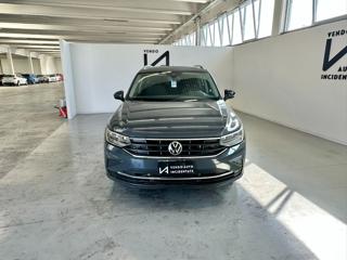 VOLKSWAGEN Tiguan usata, con Airbag