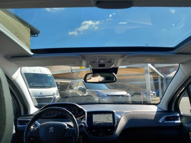 PEUGEOT 208 usata 24