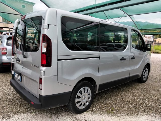 RENAULT Trafic usata, con Autoradio
