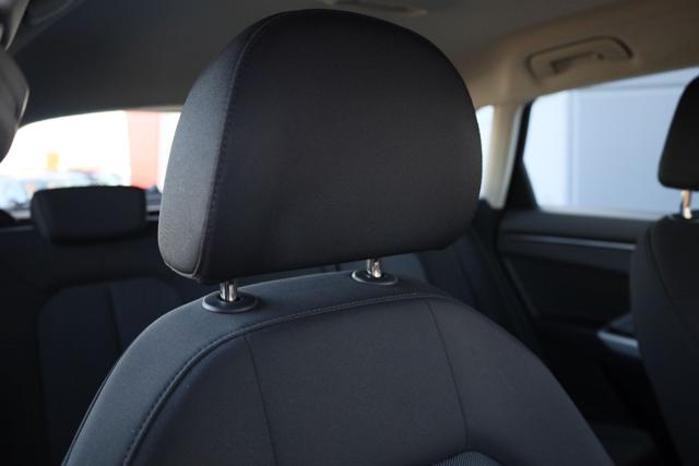 AUDI Q3 usata, con Sensori di parcheggio anteriori
