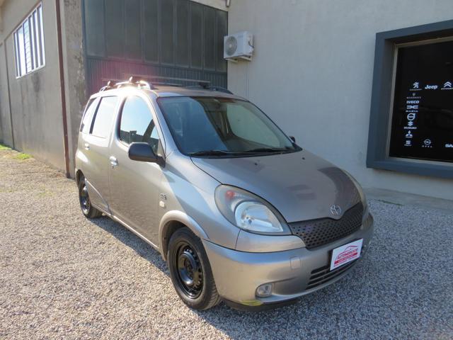 TOYOTA Yaris usata, con Airbag laterali