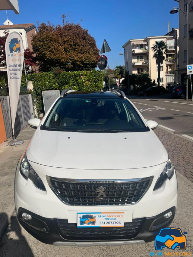 PEUGEOT 2008 usata, con Airbag