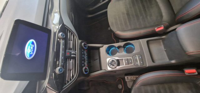 FORD Kuga usata, con Fari Xenon