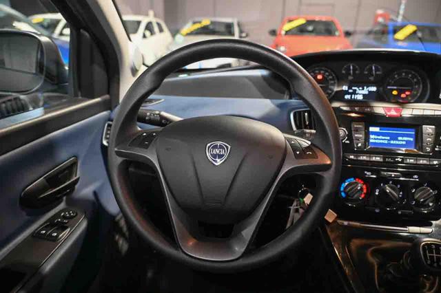 LANCIA Ypsilon usata, con Autoradio digitale