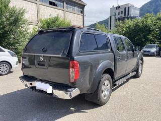 NISSAN Navara usata, con Autoradio