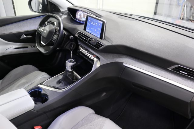 PEUGEOT 3008 usata, con Autoradio digitale