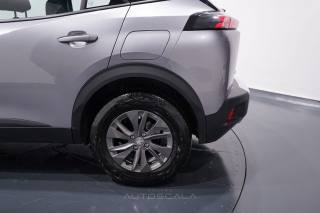 PEUGEOT 2008 usata, con Android Auto