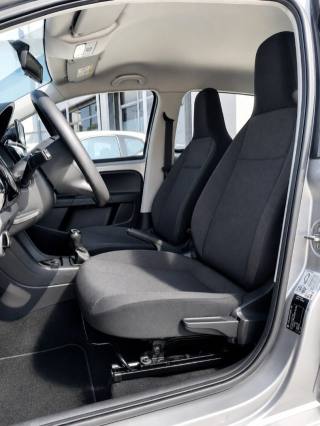 VOLKSWAGEN up! usata, con Cronologia tagliandi