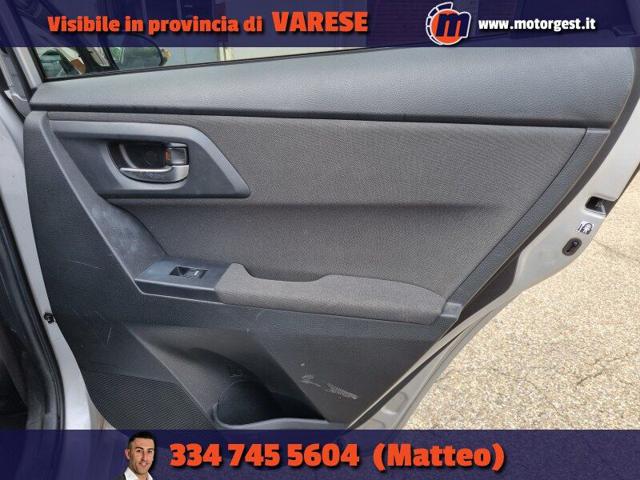 TOYOTA Auris usata, con Sedile posteriore sdoppiato