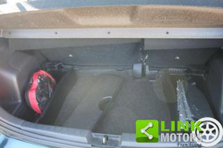 TOYOTA Yaris usata 19